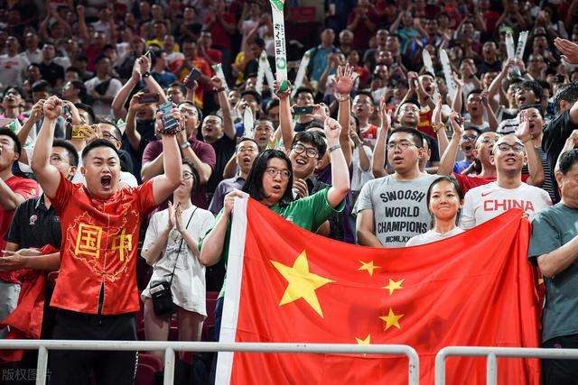 中国对日本直播「中国对日本直播篮球」